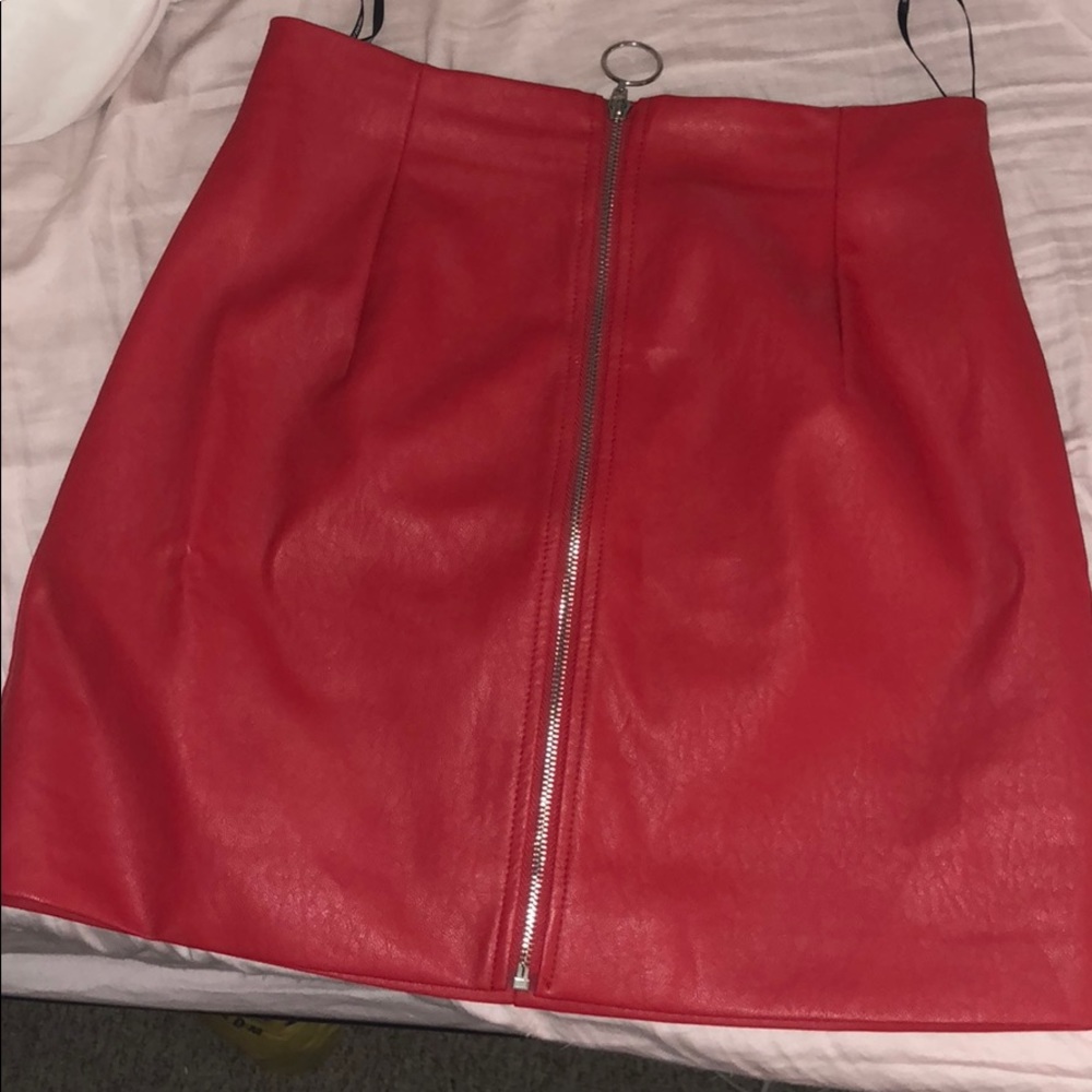 RED LEATHER MINI SKIRT W/ SILVER ZIPPER DOWN FRONT